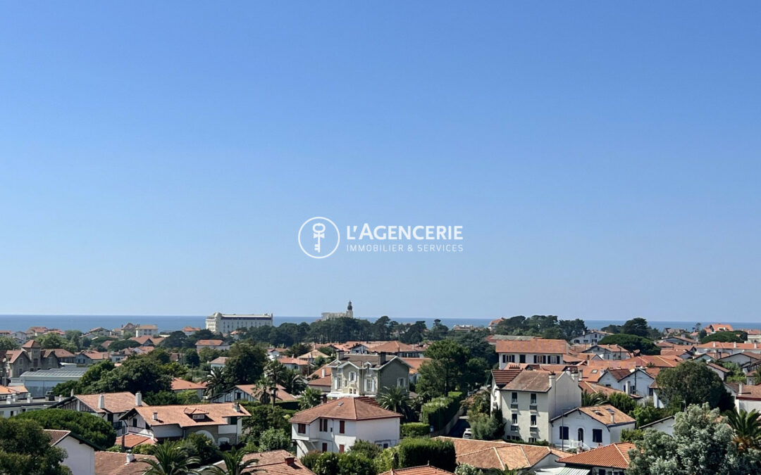 Superbe T3 vue océan dernier étage Biarritz